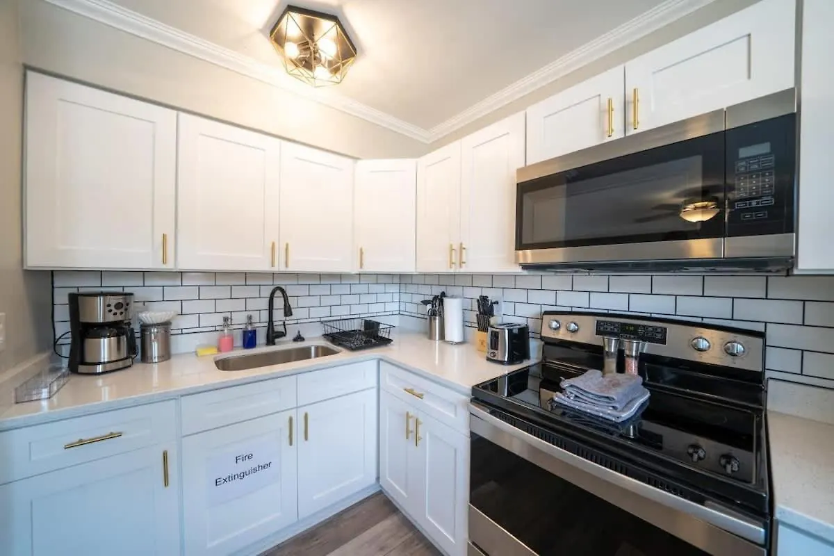 Ov Mosaic - Float Suite North Camellia Acres Apartment